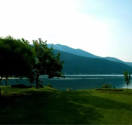 Guest house The Garden's Vlikhon